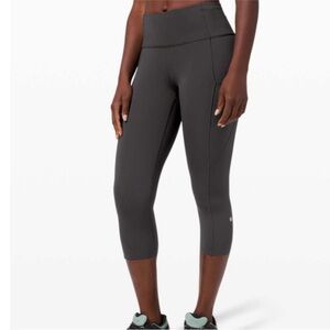 Lululemon Fast and Free Crop II 19" *Non-Reflective Grey Size 4